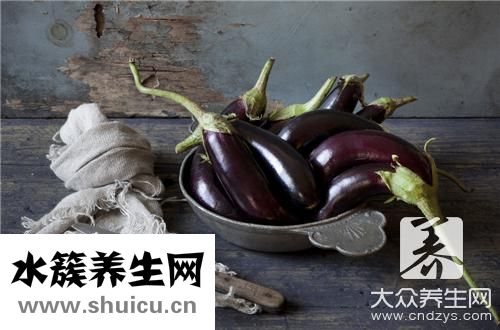 茄子炒青椒