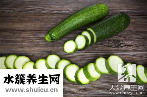 西葫芦凉拌