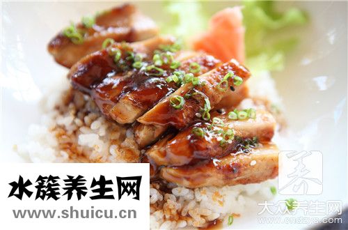 红烧公鸡