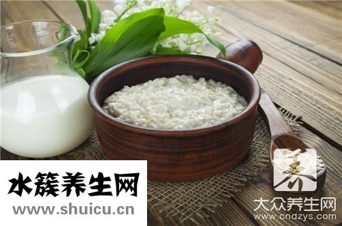 几个月加辅食