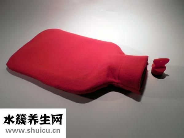 湿润的女人（女人潮湿的女人，都是卸开身体子）
