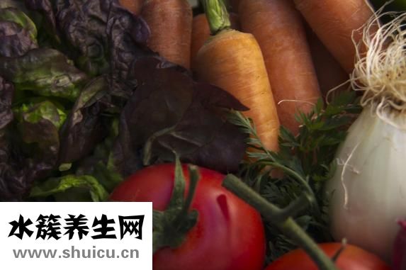 芹菜炒胡萝卜