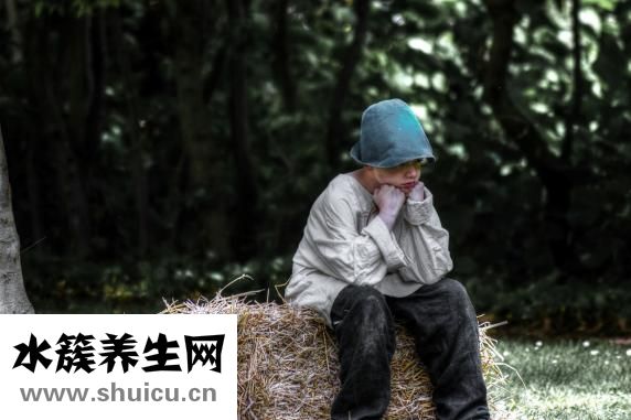 西红柿金针菇汤