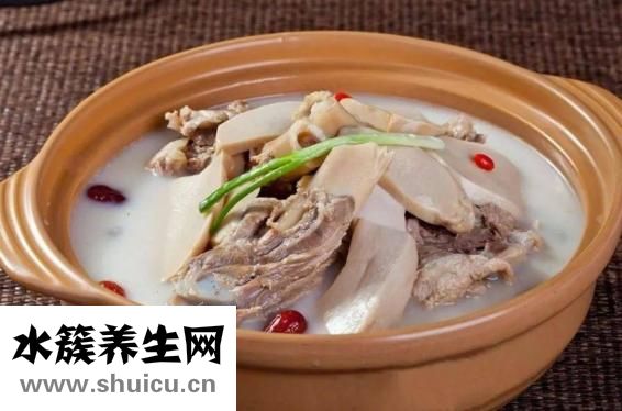 营养排骨汤