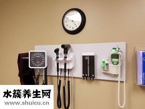 手术去除眼袋价钱