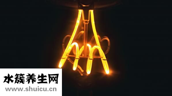 先擦防晒还是隔离