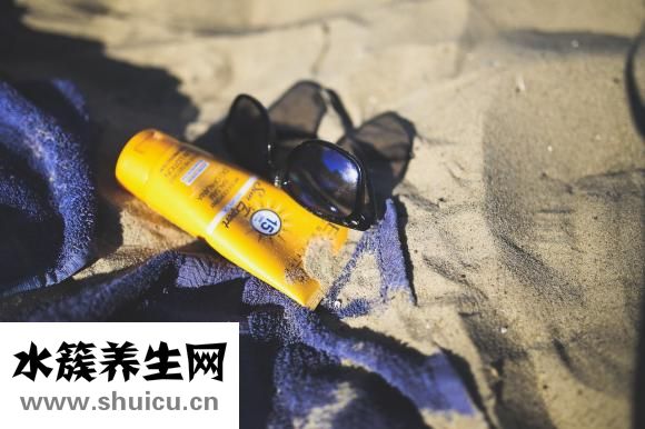 先擦防晒还是隔离