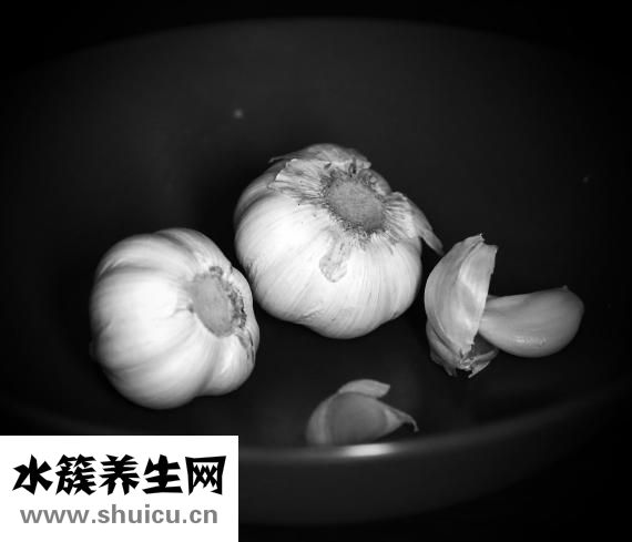 蒜苔怎么炒好吃（蒜苔炒肉的蒜怎么做好吃）