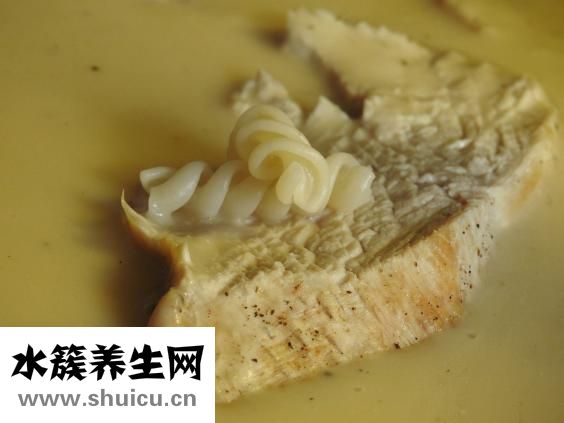 树莓和桑葚一样吗
