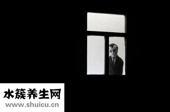 抑郁证的治疗（抑郁症的自我治疗25种方法）