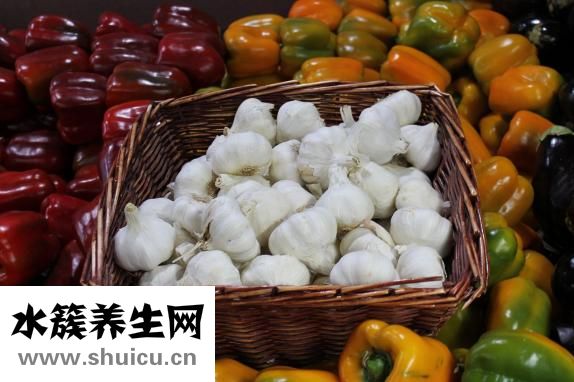 燕窝的营养价值（燕窝的营养价值真的那么高吗）