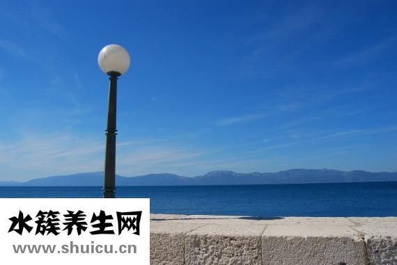 晚上喝纯牛奶好吗