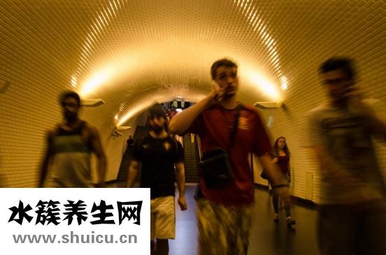 食指长痣代表什么