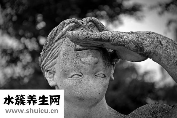 抑郁症人的眼神图片