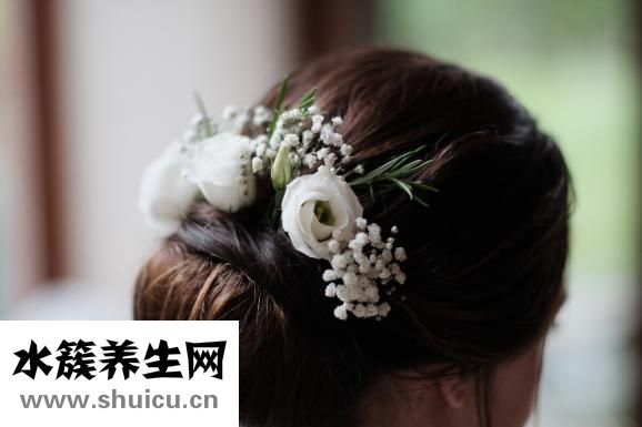 头发种植手术费用多少？医生：视病人状况而定
