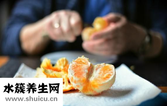 乳酸菌素片，主要成份是多糖类