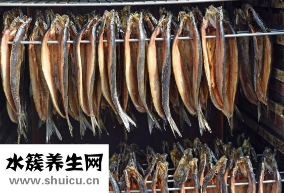 裙带菜与海鱼营养均衡可食用还能减肥