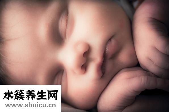 孕妇催生瑜伽