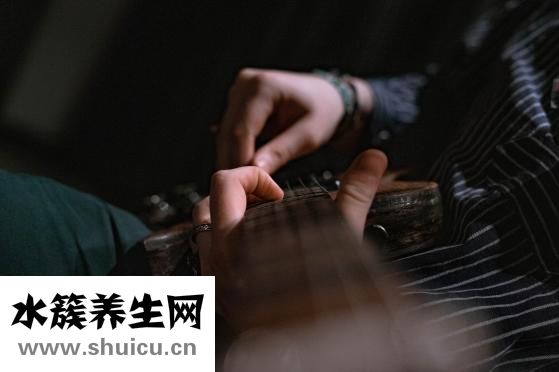 十指连心的意思