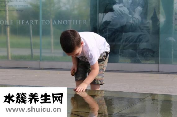 孕妇可吃裙带菜但不宜过量食用