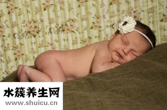 喂奶粉的正确姿势