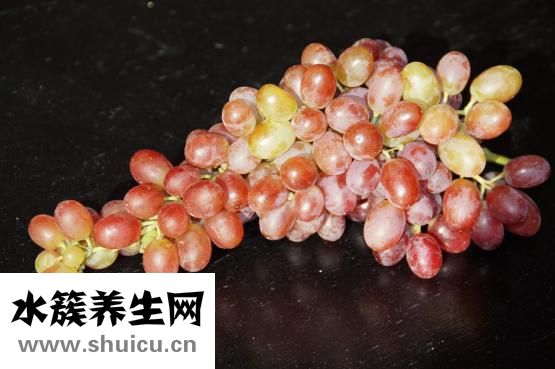 孕妇可以吃提子吗？孕妇应注意尽量少吃