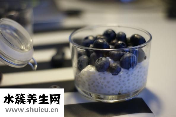 一个足一个皮