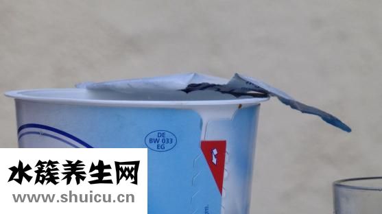 奶粉和牛奶