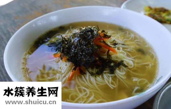 手肿胀是怎么回事