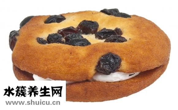每晚睡觉前也可以做按摩瘦小腿
