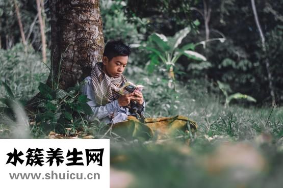 为什么会抖腿