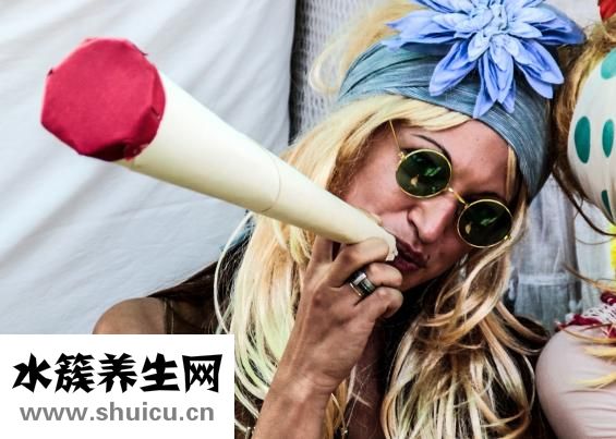 吻痕怎么消除