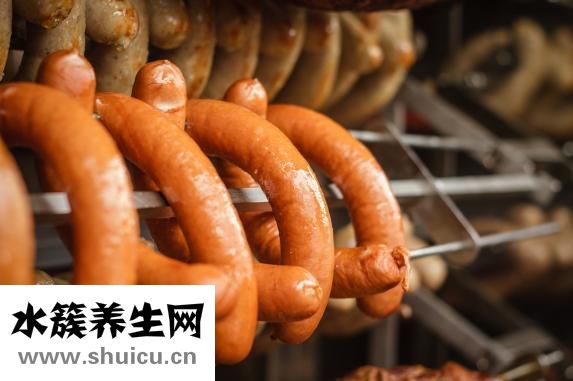 一根烤肠的热量