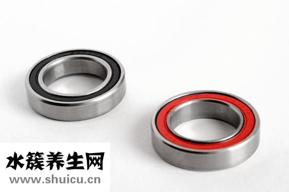 手术治疗痤疮