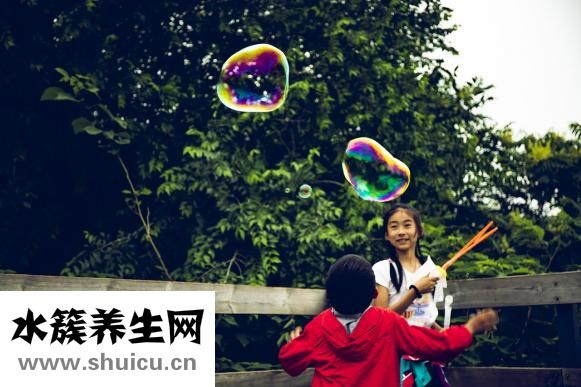 小孩喝蜂蜜水好吗