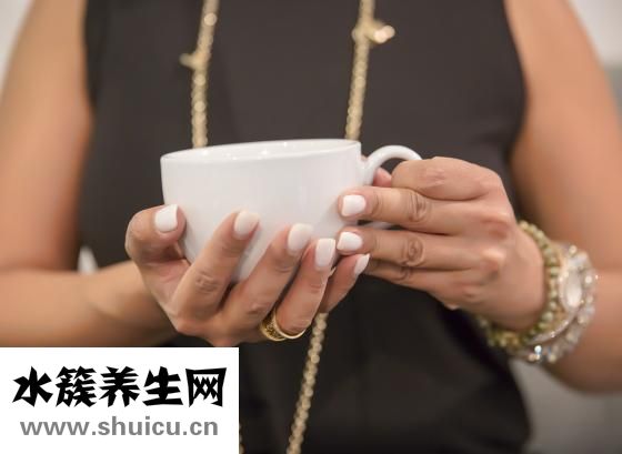 指甲油怎么涂