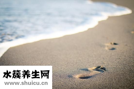 一天八杯水