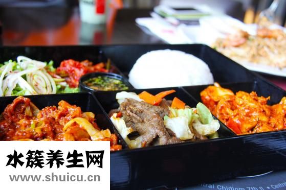 一两米饭多少克