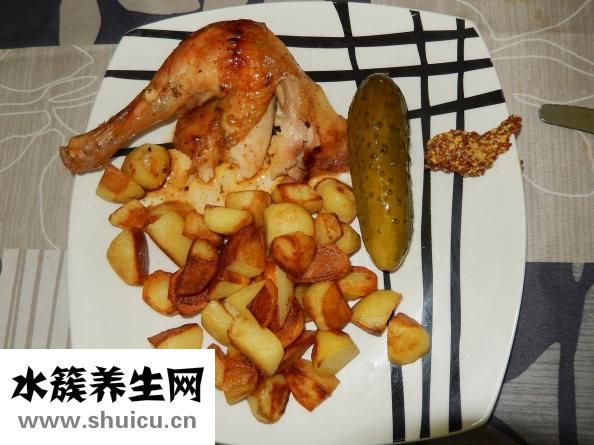 地锅鸡贴饼怎么做？这样做最好吃！