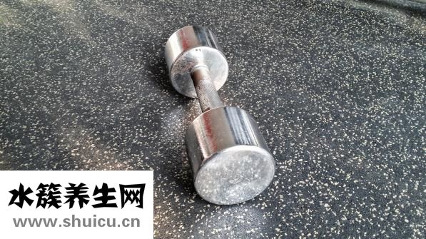右边后背疼