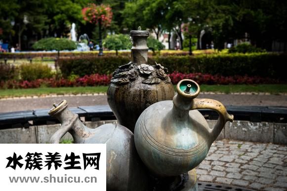 晚上体温会偏高吗