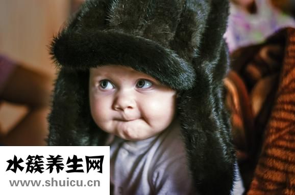 婴幼儿换奶粉