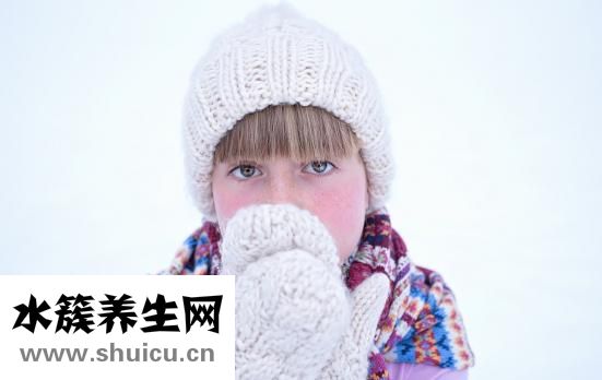 小孩反复发烧