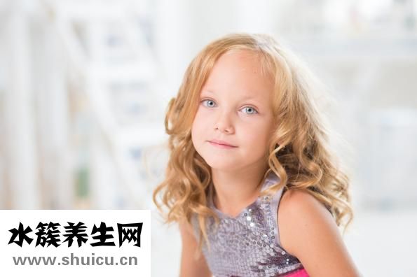 小女生的内衣
