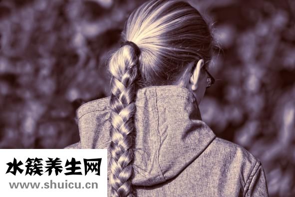 头发毛囊坏死图片