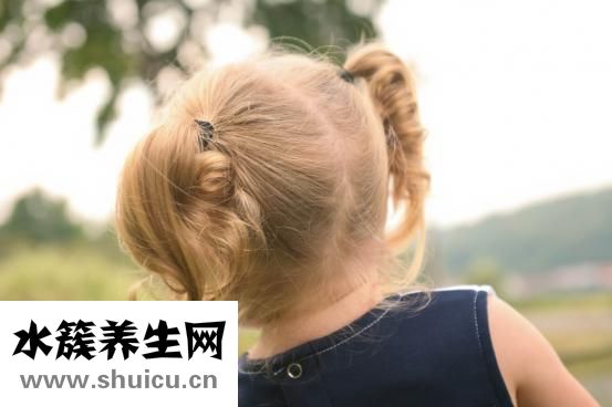 小儿疝气图片