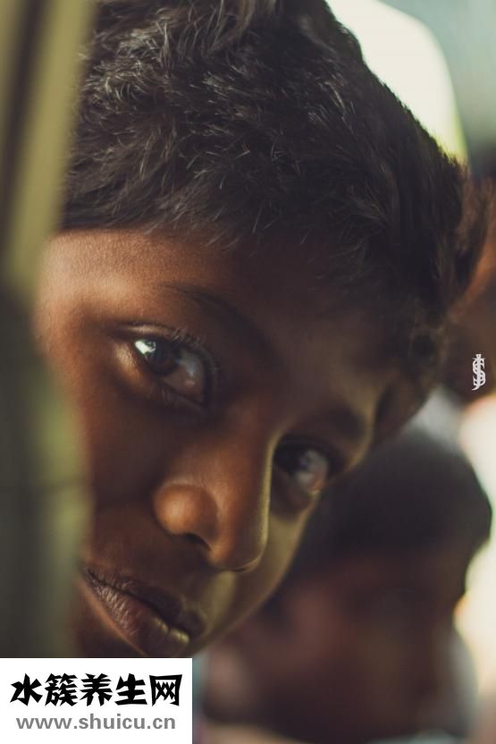 头发毛囊坏死图片