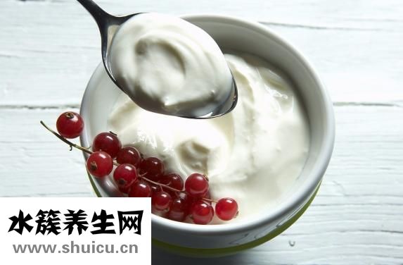 手背上长痣