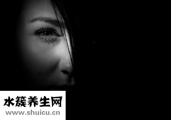 眉毛一根长
