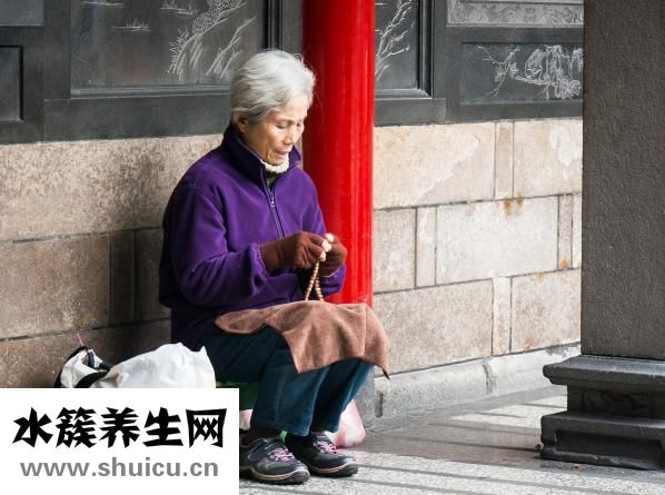 维生素滴剂